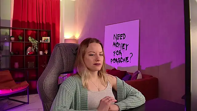 Snapshot of VireliaMoonfall chatting on April 2026 10:11:01 AM VireliaMoonfall online show from April 2026 10:11:01 AM