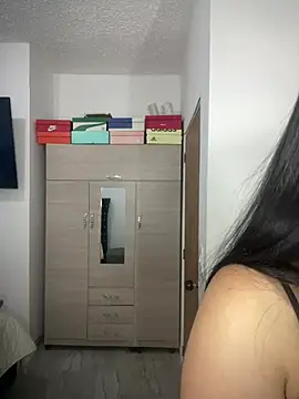 Snapshot of Cami_olarte chatting on June 2026 03:00:01 AM Cami olarte online show from June 2026 03:00:01 AM