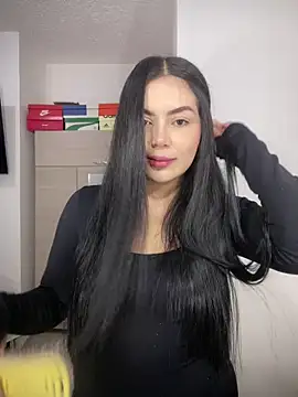 Snapshot of Cami_olarte chatting on June 2026 05:59:02 PM Cami olarte online show from June 2026 05:59:02 PM