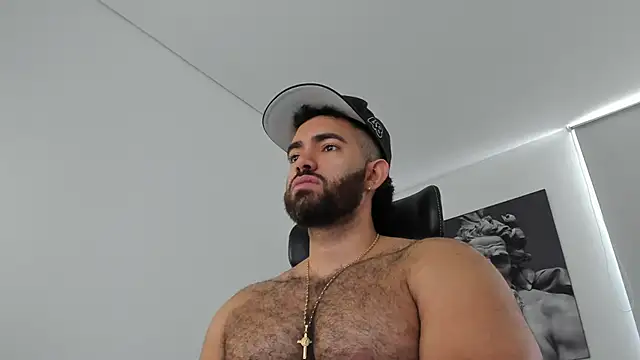 Snapshot of simonleon27 chatting on May 2026 04:25:02 PM simonleon27 online show from May 2026 04:25:02 PM