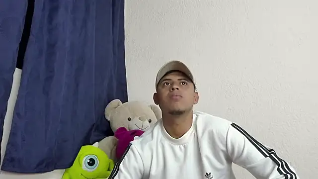 Zaym Liam online show from March 2026 12:10:02 AM