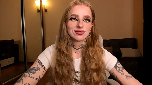 Snapshot of harley_kimm chatting on April 2026 05:32:02 AM harley kimm online show from April 2026 05:32:02 AM