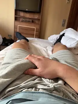 justin2787 online show from March 2026 04:23:01 PM