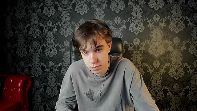 Snapshot of DaveBevy chatting on April 2026 02:51:02 AM DaveBevy online show from April 2026 02:51:02 AM