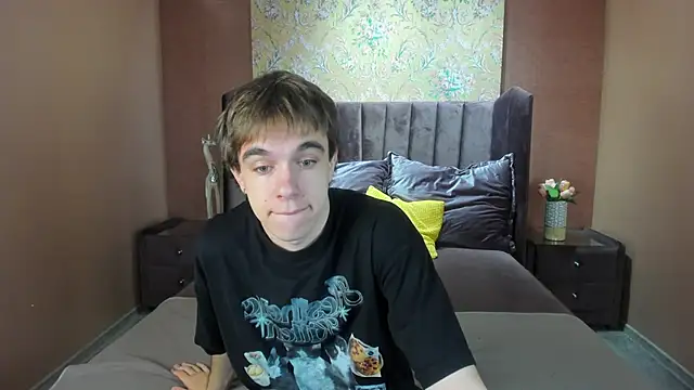 Snapshot of DaveBevy chatting on June 2026 07:45:01 PM DaveBevy online show from June 2026 07:45:01 PM