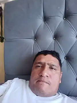 Snapshot of luis20212 chatting on June 2026 01:53:02 PM luis20212 online show from June 2026 01:53:02 PM