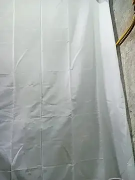 maira-hot online show from April 2026 08:03:01 PM