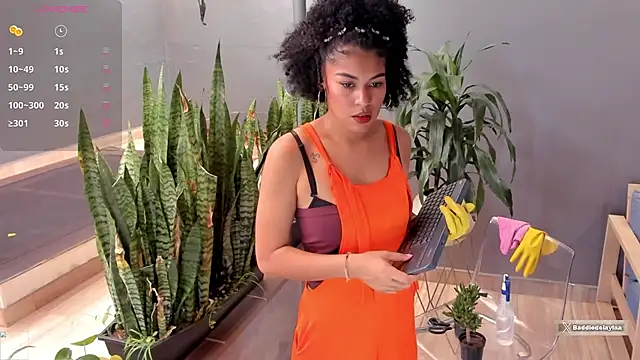 baddie delaylaa online show from April 2026 08:10:01 PM