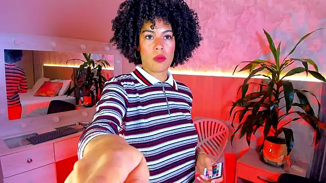 baddie delaylaa online show from April 2026 06:35:02 PM