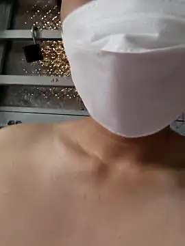 -Sunny-20 online show from April 2026 12:33:01 PM