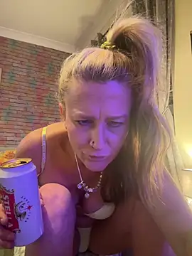 GG-Beautiful-Nightmare online show from April 2026 10:42:02 PM