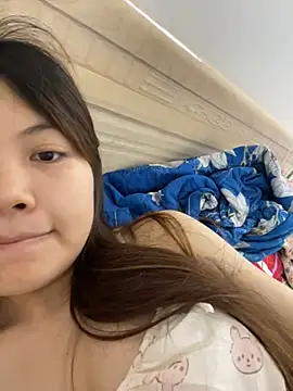 Snapshot of -Vaci- chatting on April 2026 01:45:02 PM -Vaci- online show from April 2026 01:45:02 PM