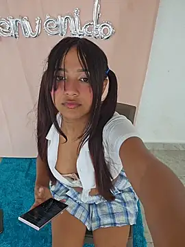 Snapshot of Pretty_karol chatting on April 2026 02:00:02 PM Pretty karol online show from April 2026 02:00:02 PM