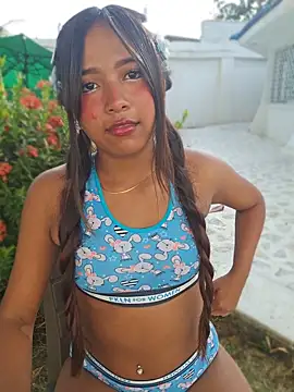 Snapshot of Pretty_karol chatting on May 2026 12:15:01 PM Pretty karol online show from May 2026 12:15:01 PM