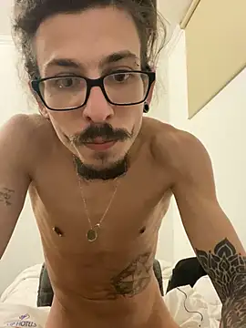 Snapshot of younghotcook chatting on March 2026 03:06:02 AM younghotcook online show from March 2026 03:06:02 AM