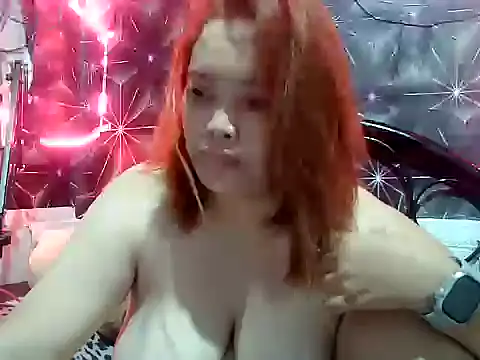 Snapshot of Hugeboobies69 chatting on June 2026 04:14:02 AM Hugeboobies69 online show from June 2026 04:14:02 AM