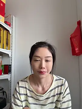 Snapshot of yuanpu0925 chatting on May 2026 12:48:01 AM yuanpu0925 online show from May 2026 12:48:01 AM