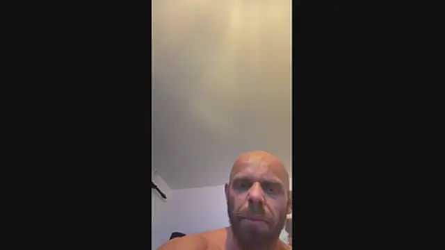 funycouple online show from April 2026 08:26:02 PM