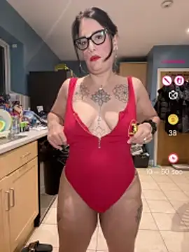 Snapshot of IvyBelleMilf chatting on May 2026 09:09:01 PM IvyBelleMilf online show from May 2026 09:09:01 PM