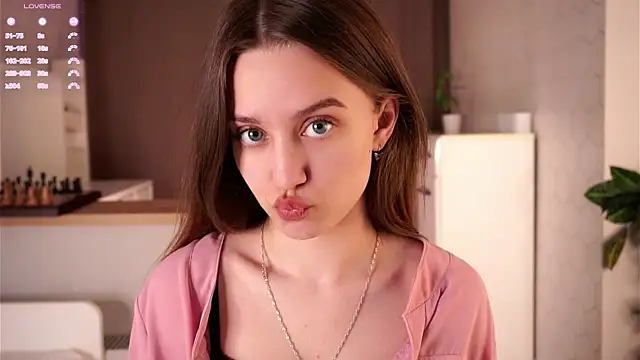 Snapshot of sinfulThea chatting on April 2026 12:07:01 PM sinfulThea online show from April 2026 12:07:01 PM