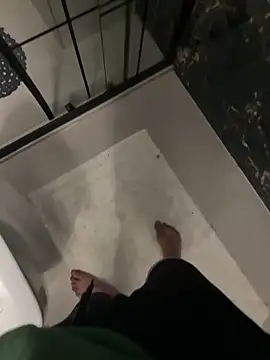 icemanhotwomen online show from April 2026 11:39:02 PM