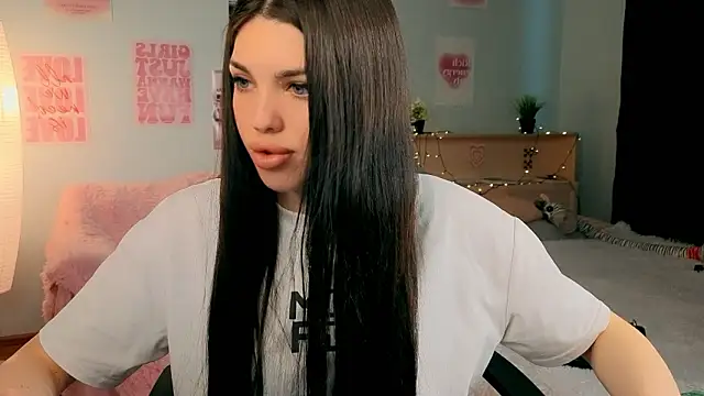 Snapshot of molly_rettyy chatting on March 2026 04:46:02 AM molly rettyy online show from March 2026 04:46:02 AM