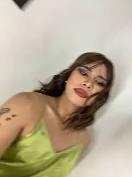  Flirtyprincess  online show from April 2026 02:25:02 PM