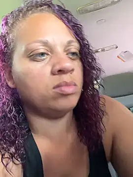 SHY QUINN online show from May 2026 02:46:02 PM