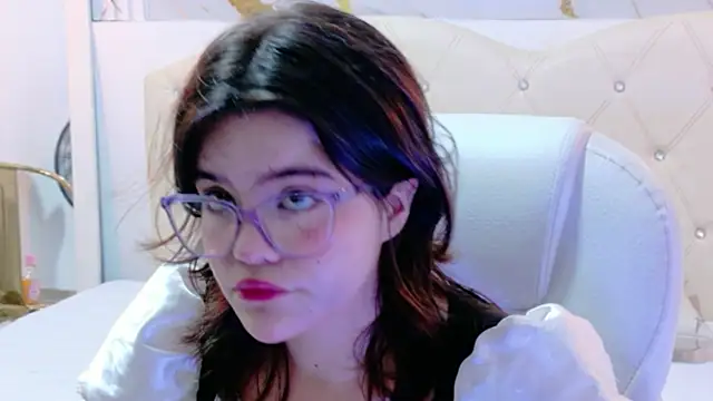 Snapshot of Alexa_Missfortune chatting on April 2026 07:47:02 PM Alexa Missfortune online show from April 2026 07:47:02 PM