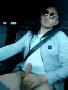 Snapshot of zzrkx chatting on April 2026 07:03:02 AM zzrkx online show from April 2026 07:03:02 AM