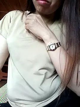 Snapshot of Vily-lonely chatting on April 2026 02:33:02 AM Vily-lonely online show from April 2026 02:33:02 AM