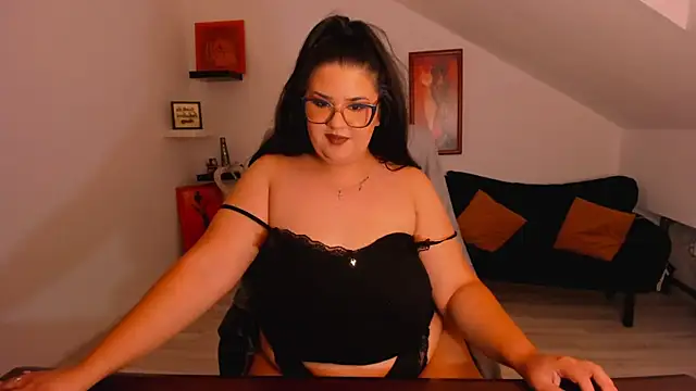 MariyaWill online show from April 2026 08:37:02 PM