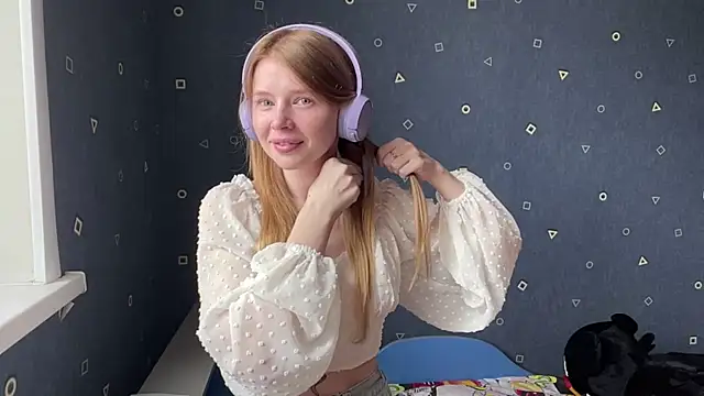 Snapshot of fanybuny chatting on April 2026 08:04:01 AM fanybuny online show from April 2026 08:04:01 AM