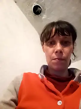 VikaBakerX online show from April 2026 04:12:01 PM