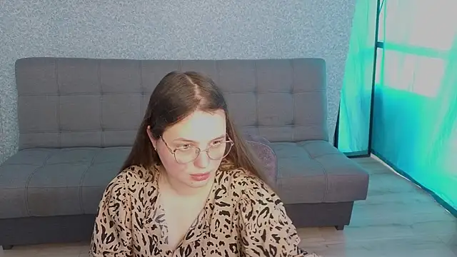 Snapshot of SofiDreamm chatting on June 2026 02:45:01 PM SofiDreamm online show from June 2026 02:45:01 PM
