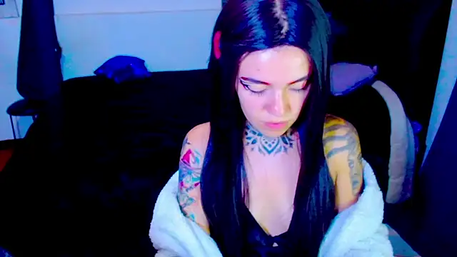 Snapshot of LannieGonzales chatting on May 2026 03:59:02 AM LannieGonzales online show from May 2026 03:59:02 AM