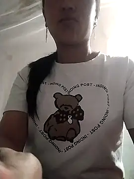Lisa-aa online show from April 2026 12:51:02 PM