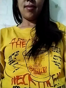 Lisa-aa online show from April 2026 10:41:01 PM