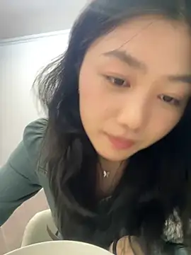 Snapshot of Shanshan_1267 chatting on April 2026 02:35:01 PM Shanshan 1267 online show from April 2026 02:35:01 PM