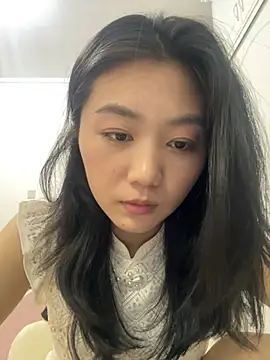 Snapshot of Shanshan_1267 chatting on May 2026 02:45:01 PM Shanshan 1267 online show from May 2026 02:45:01 PM