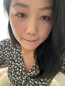 Snapshot of Shanshan_1267 chatting on May 2026 02:19:02 AM Shanshan 1267 online show from May 2026 02:19:02 AM