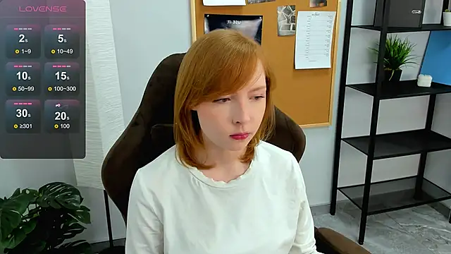 CherryCrushLove online show from May 2026 05:37:01 AM