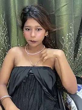 Snapshot of Cutiepie- chatting on April 2026 10:01:02 PM Cutiepie- online show from April 2026 10:01:02 PM