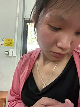 Elisa-a online show from April 2026 09:32:02 AM