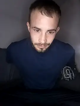 Snapshot of Fabika15 chatting on April 2026 07:25:01 PM Fabika15 online show from April 2026 07:25:01 PM