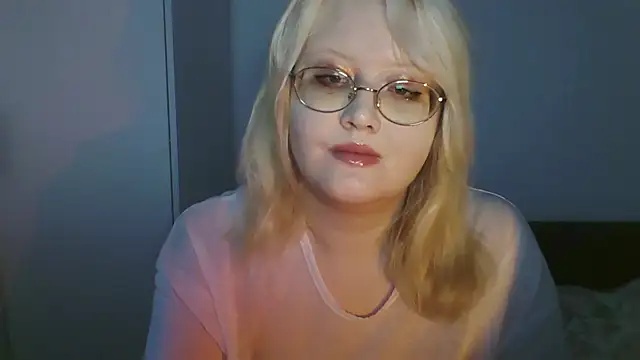 Snapshot of Elayne_Sweet chatting on June 2026 06:06:01 AM Elayne Sweet online show from June 2026 06:06:01 AM