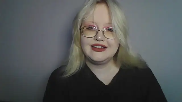 Snapshot of Elayne_Sweet chatting on June 2026 06:01:01 AM Elayne Sweet online show from June 2026 06:01:01 AM