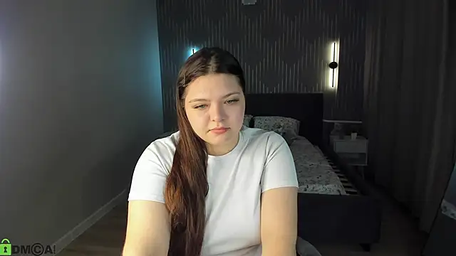 Snapshot of Evelyne_Loo chatting on April 2026 01:39:01 AM Evelyne Loo online show from April 2026 01:39:01 AM