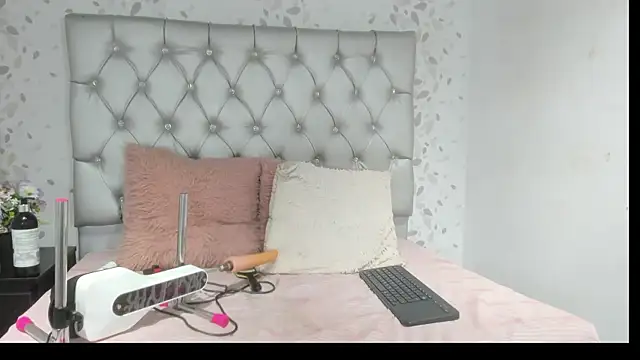 Snapshot of brenda_sofia69 chatting on July 2026 07:39:01 PM brenda sofia69 online show from July 2026 07:39:01 PM