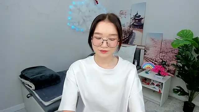 syuri sun online show from June 2026 02:37:02 PM